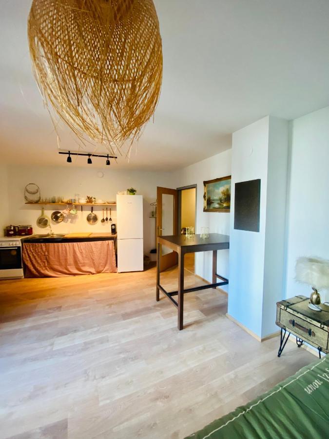 Cozy & Charming City Apartment Bécs Kültér fotó