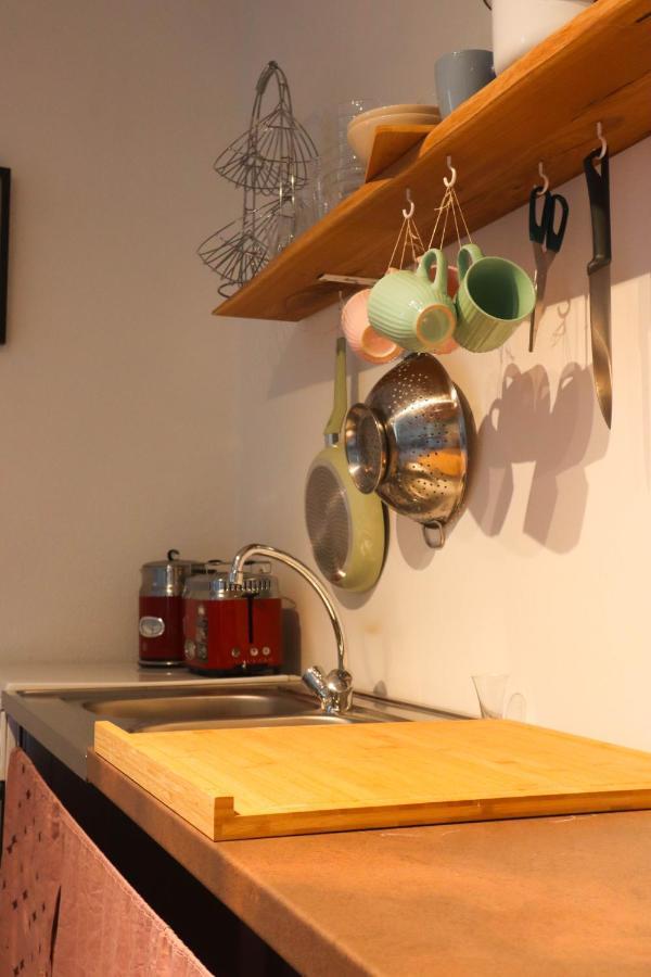 Cozy & Charming City Apartment Bécs Kültér fotó